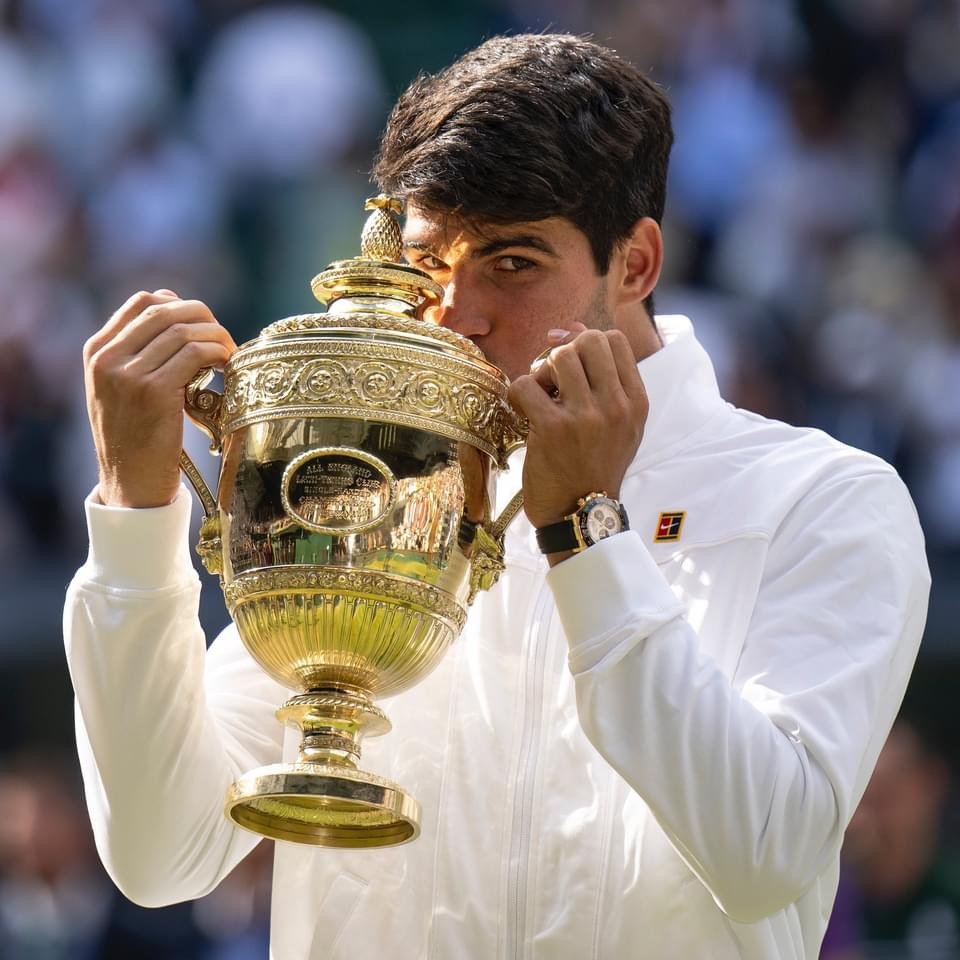 Wimbledon: Carlos Alcaraz defeats Novak Djokovic to win Wimbledon in straight sets