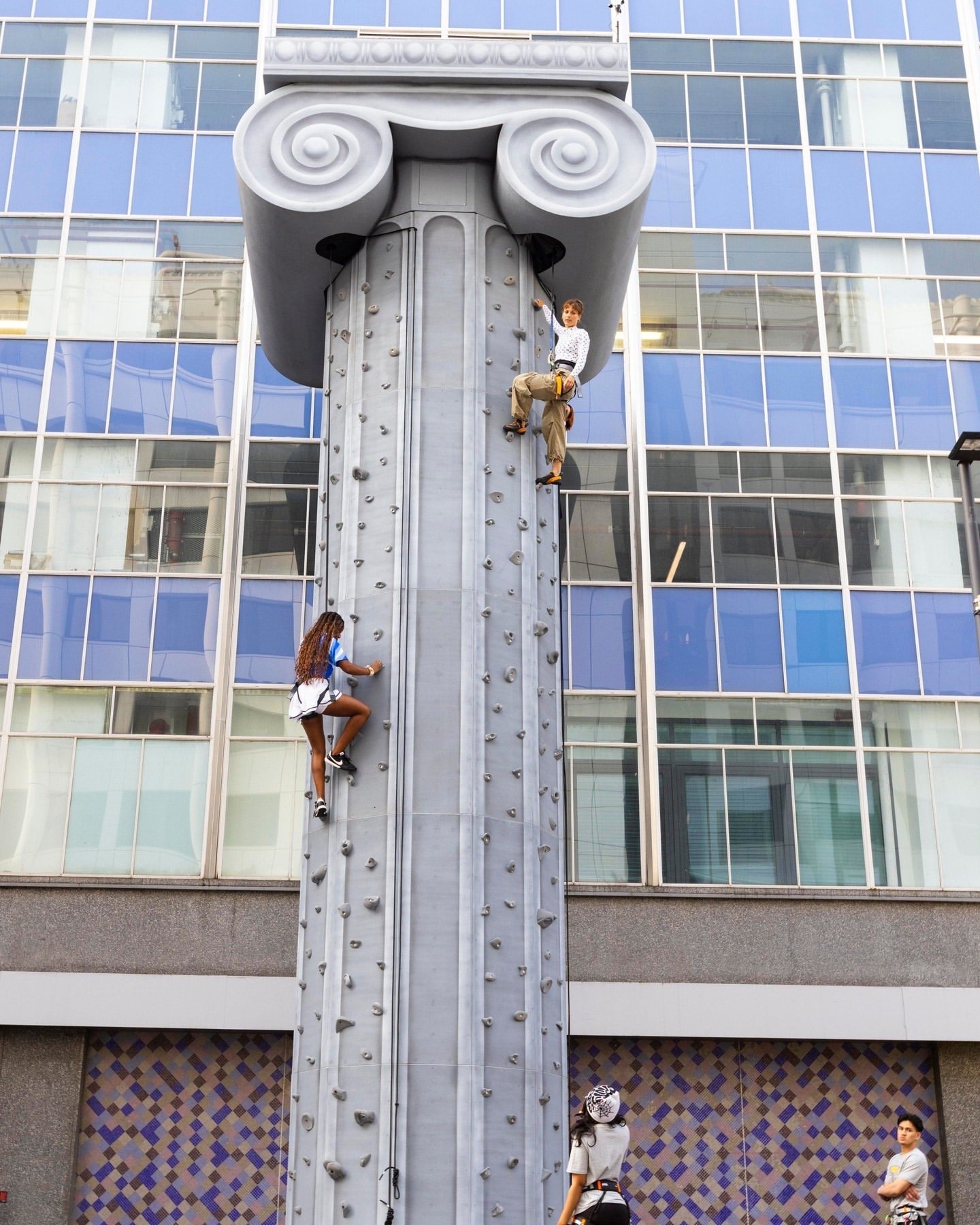 Selfridges reinvents summer with a 40-Foot climbing column