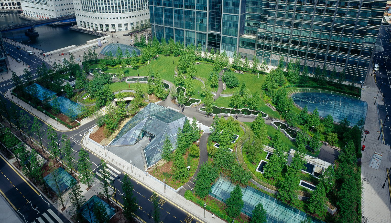 Canary Wharf inveils Its “Green Spine” in partnership with Eden Project