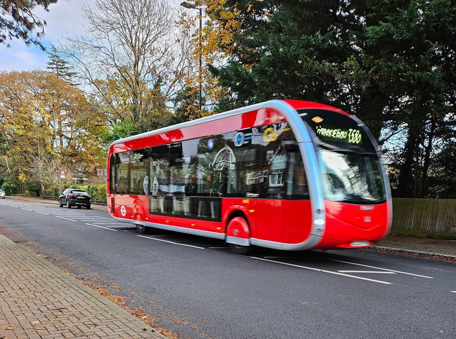 London’s New Tram-Style buses “zero-emission”